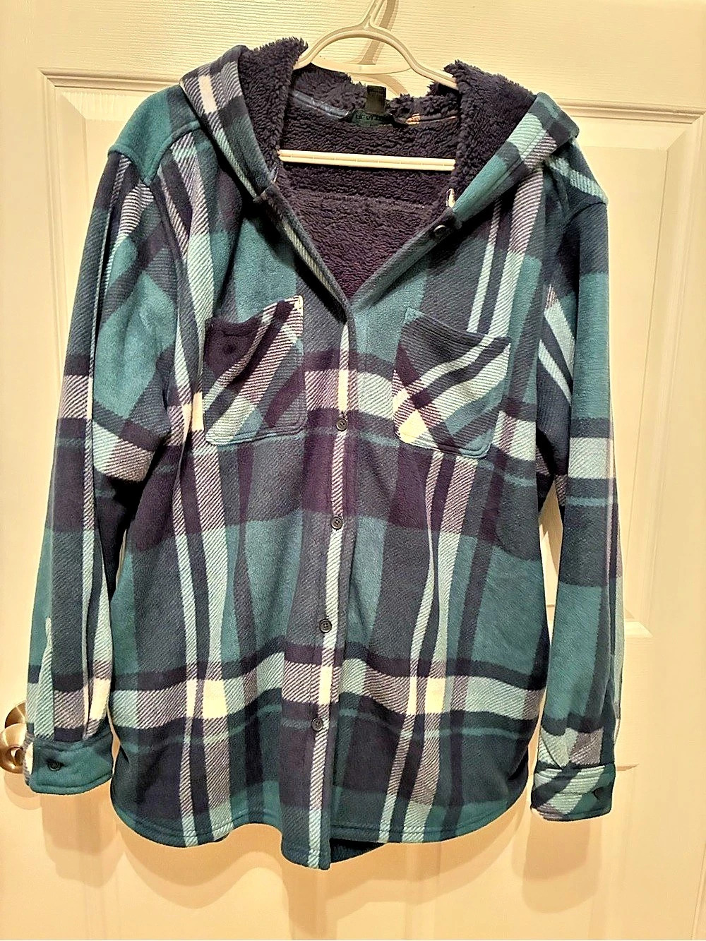 Fall 15Plaid Hooded Jacket in Green, Blue & Black Like New. Fur lining